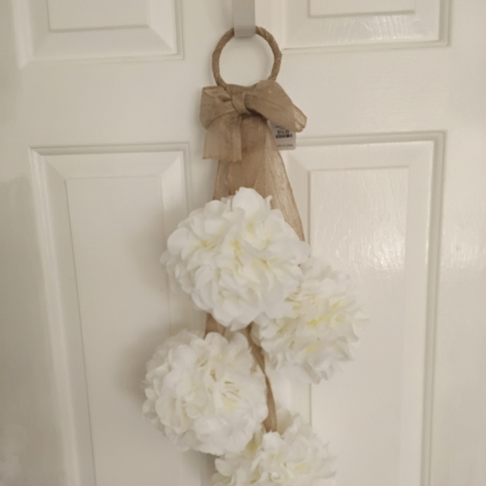 Door Decor.  NWT